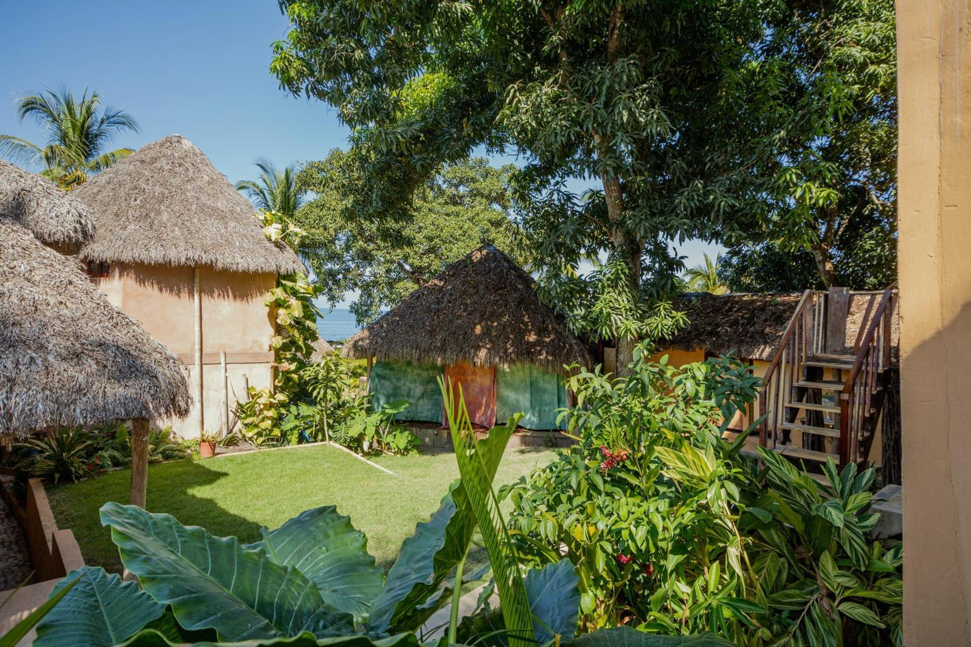 Amaca Beach Hotel - Eco Resort Quiimixto Quimixto Buitenkant foto